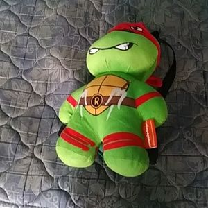 A ninga tertu with a ziper